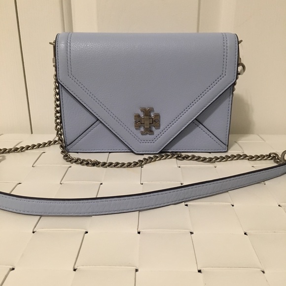 Tory Burch Handbags - NWOT Tory Burch Kira envelope Crossbody bag